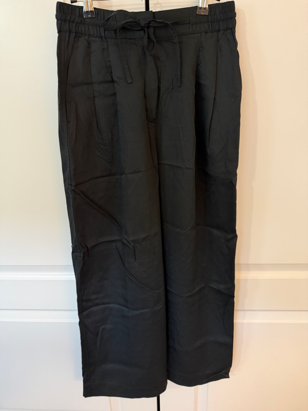 Club Monaco Black Wide-Leg Drawstring Pants NWOT